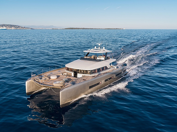 يخت Seventy 8 Catamaran... مساحة أنيقة على البحر
